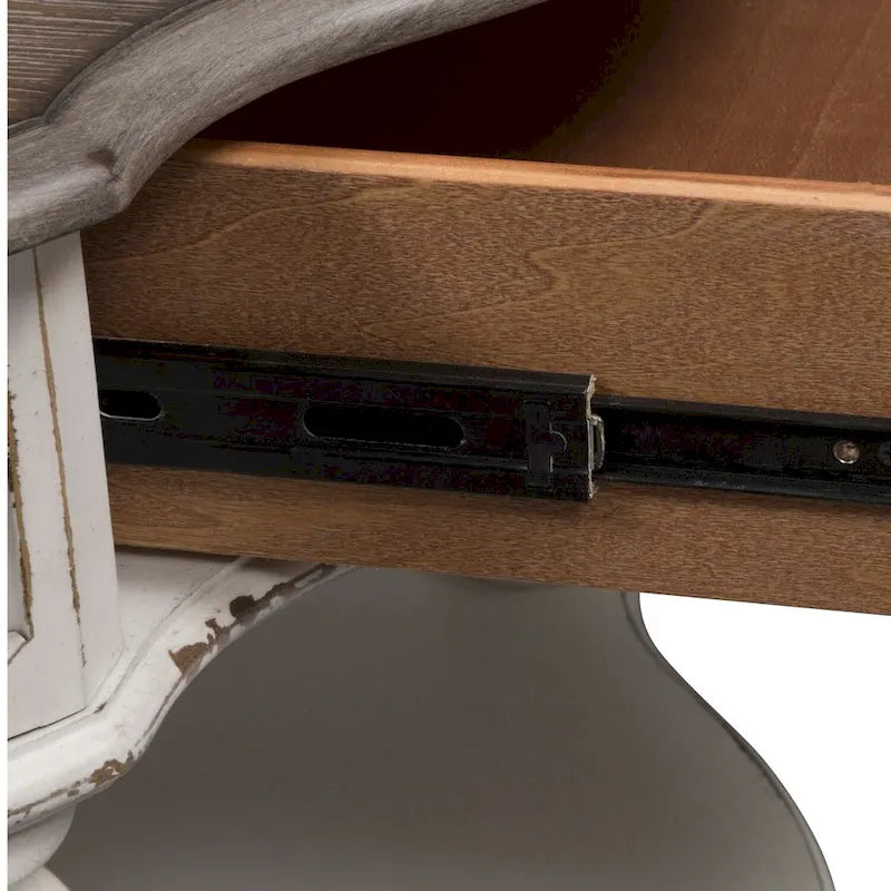 Magnolia Manor Antique White Round Cocktail Table